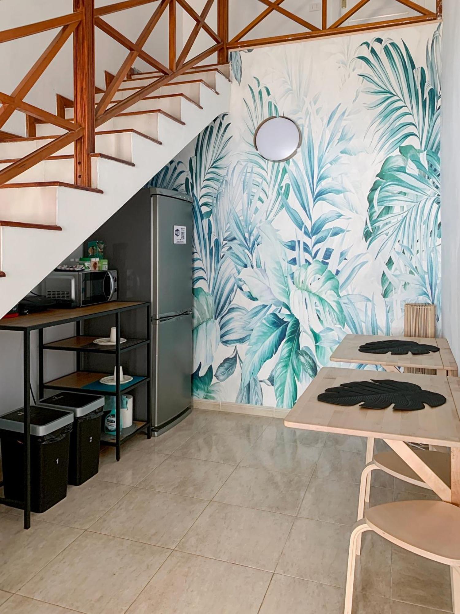 Habitaciones Privadas Cerca De La Playa Y Aeropuerto En Casa Compartida Con Otros Huespedes Playa Honda  Exteriér fotografie