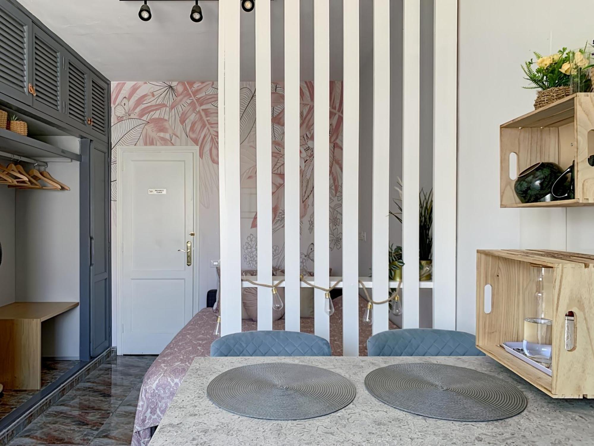 Habitaciones Privadas Cerca De La Playa Y Aeropuerto En Casa Compartida Con Otros Huespedes Playa Honda  Exteriér fotografie